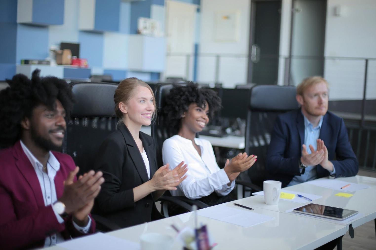 One-on-one mentoring session showing personalized guidance approach